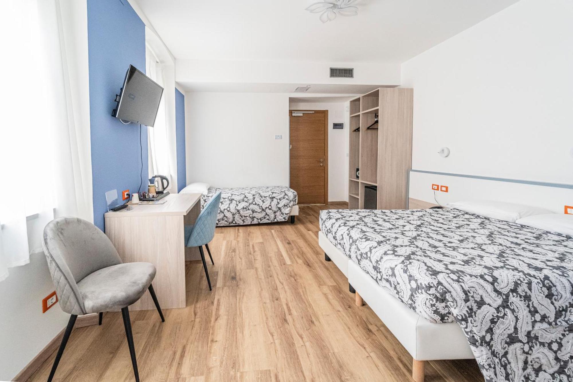 Hotel Italia Trieste Luaran gambar