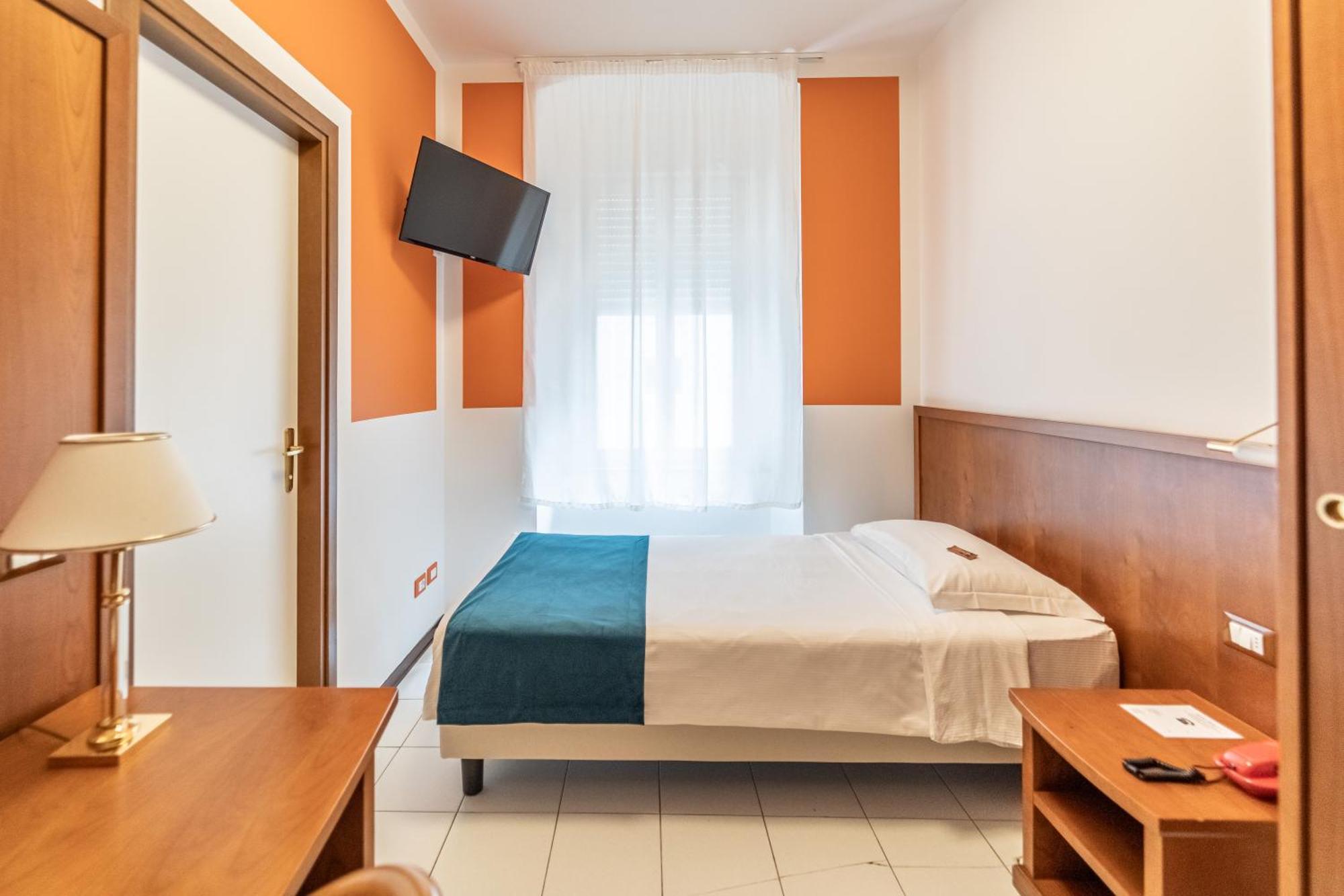 Hotel Italia Trieste Luaran gambar